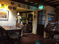 The Three Horseshoes inside