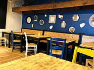 La Cantine De Jean inside