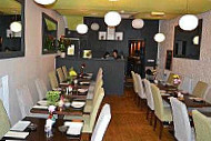 Yuzu West Hampstead inside