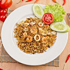 Kak Ton Nasi Goreng Hailam Gembira food