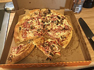 Little Caesars Pizza food