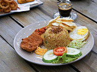 Ayuni's Kitchen food