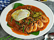 Mad Char Kuey Teow food