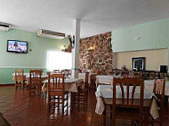 Hostal Miralrio M&r inside