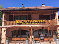 La Cave à Crêpes outside