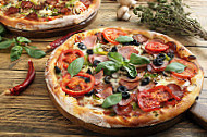 Christina Pizzeria Eiscafe Restaurant food