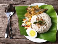 Mak Wan Nasi Dagang food