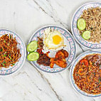 Warung Omak Den food