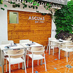 Ascuas inside