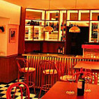 Prinz 5 Wine & Dinebar food