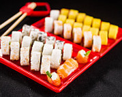 Sushi 2x1 food