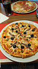 Pizzeria Italia food