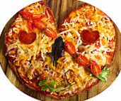 Avatara Pizza food