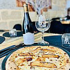 Pizzeria de la Tour food