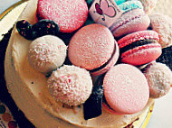 Monsieur Macaron food