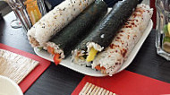 Sushi Freunde food