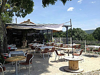 Le Bistrot Du Pont inside