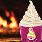 Menchie's Frozen Yogurt food