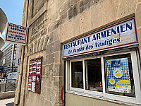 Le jardin des vestiges outside