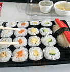 Sushi Und Söhne food