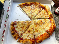 Yolo Pizza food