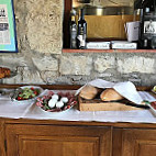 Castello Di Tornano food