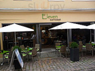 Eleven Kaffeebar inside