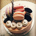 Monsieur Macaron food