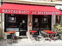 le Bistroquet inside