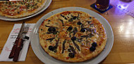 Pizzeria Italia food