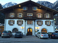 Gasthof Rössle outside