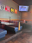 Red Robin Gourmet Burgers And Brews inside