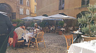 Librairie De L Boyer D'eguilles inside