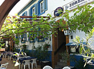 Zorbas outside