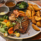 Holzfaller Steakhouse food