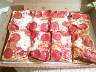 Little Caesars Pizza food