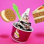 Menchie's Frozen Yogurt food