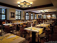 Gasthaus Zum weißen Schwan inside