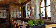 Nikos Restaurant Pyrbaum food