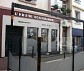 L'Heure Gourmande outside