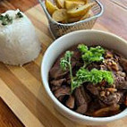 Alyzias Café And Food Delivery food