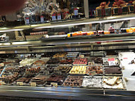 Patisserie Chocolaterie Richon inside