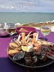 Au Qg De La Mer food