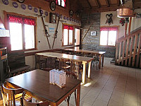 Le Chalet De Trieuse inside