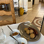 AU Caravanserail food