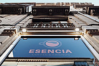 Esencia Coffee inside