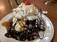 Friendly's food