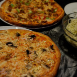 Älmhults Restaurang Och Pizzeria Mat