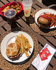 Red Robin Gourmet Burgers And Brews food