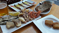 Pina Tapas food